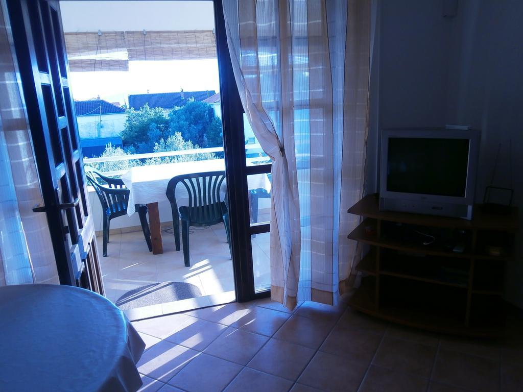 Apartment Maslina Bibinje Habitación foto